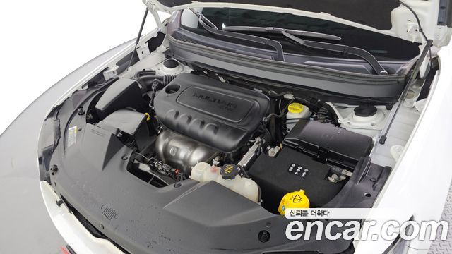 Jeep Cherokee (KL) 2.4 Limited AWD 2022 — фото 6
