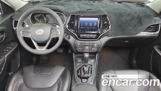 Jeep Cherokee (KL) 2.4 Limited AWD 2022 — фото 7