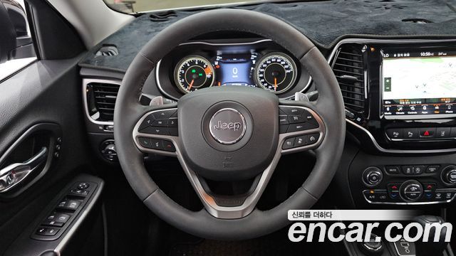 Jeep Cherokee (KL) 2.4 Limited AWD 2022 — фото 12