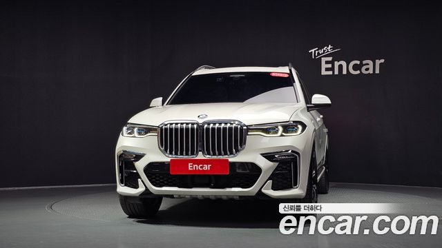 BMW X7 (G07) xDrive 40i M Sport 6STR 2022 — фото 3