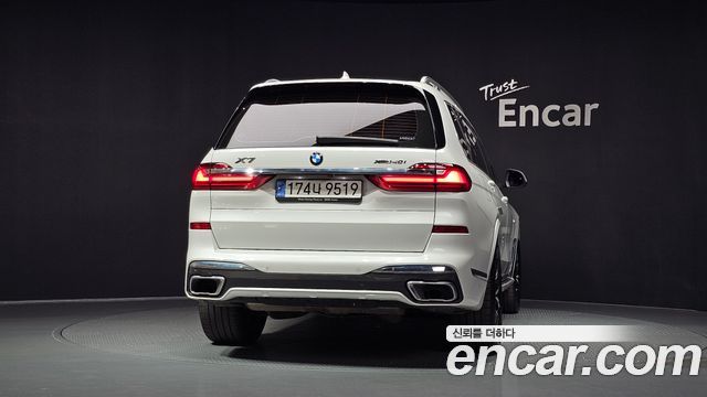 BMW X7 (G07) xDrive 40i M Sport 6STR 2022 — фото 4