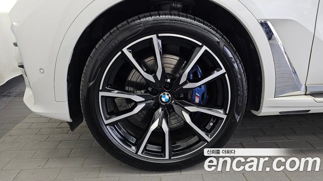 BMW X7 (G07) xDrive 40i M Sport 6STR 2022 — фото 21