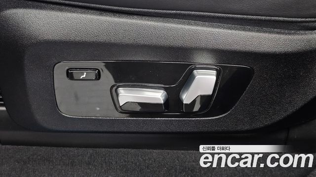 BMW X7 (G07) xDrive 40i M Sport 6STR 2022 — фото 32