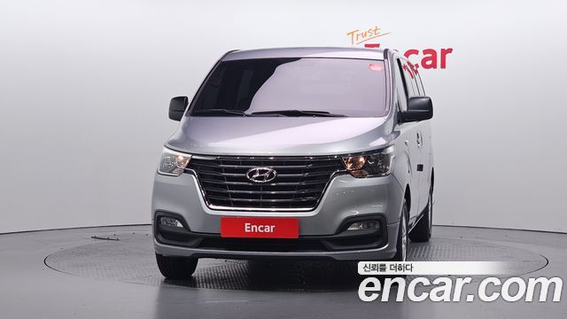 Hyundai Grand Starex Van 5-Seater Modern 2020 — фото 3