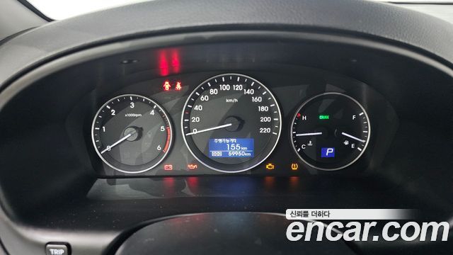 Hyundai Grand Starex Van 5-Seater Modern 2020 — фото 8