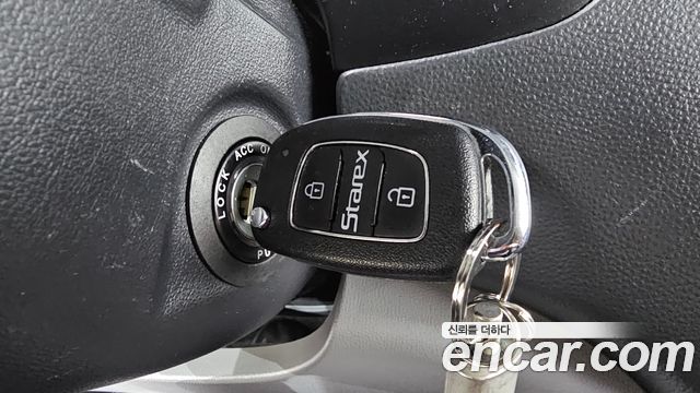 Hyundai Grand Starex Van 5-Seater Modern 2020 — фото 18