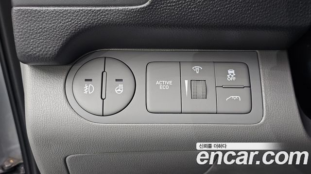 Hyundai Grand Starex Van 5-Seater Modern 2020 — фото 29