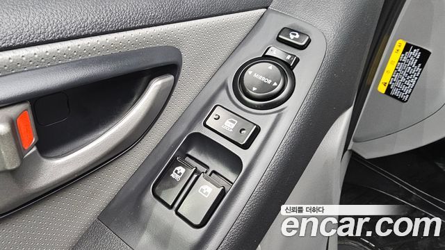 Hyundai Grand Starex Van 5-Seater Modern 2020 — фото 30