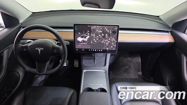 Tesla Model Y Long Range AWD 2022 — фото 7