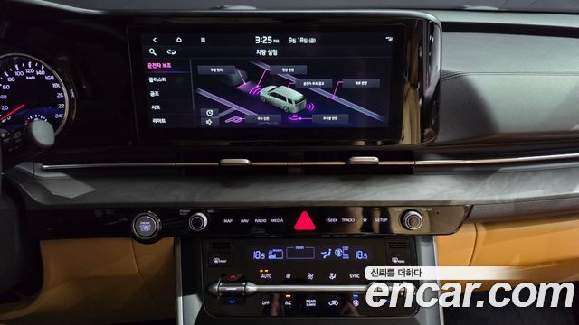 Kia Carnival (IV) Diesel 9-Seater Prestige 2023 — фото 11