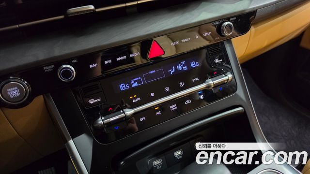 Kia Carnival (IV) Diesel 9-Seater Prestige 2023 — фото 29