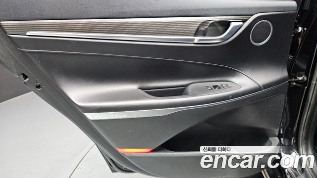 Hyundai Grandeur (IG) 3.0 Exclusive Special 2019 — фото 25