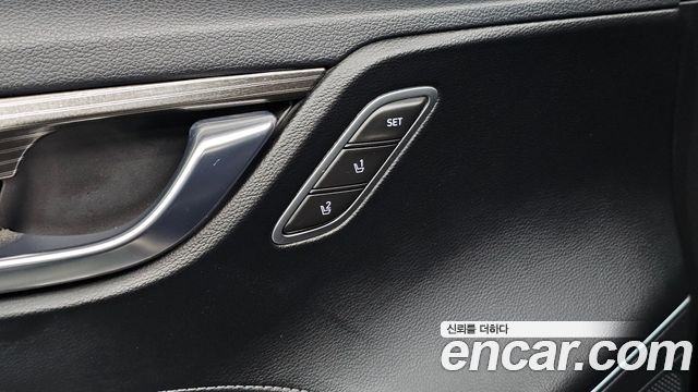 Hyundai Grandeur (IG) 3.0 Exclusive Special 2019 — фото 31