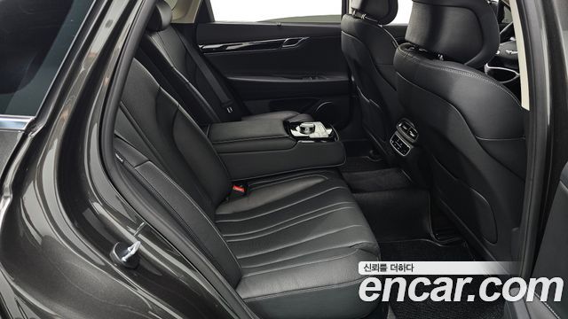 Genesis G80 (RG3) Gasoline 2.5 Turbo AWD 2023 — фото 16