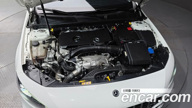 Mercedes-Benz A-Class (W177) A220 Sedan 2020 — фото 6