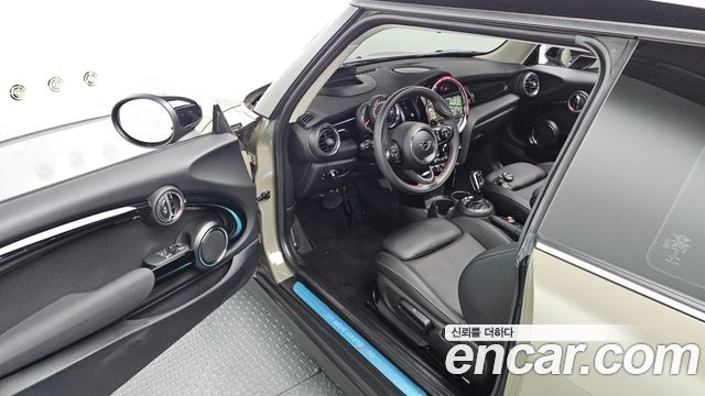MINI Cooper S HIGH 3rd 2020 — фото 11