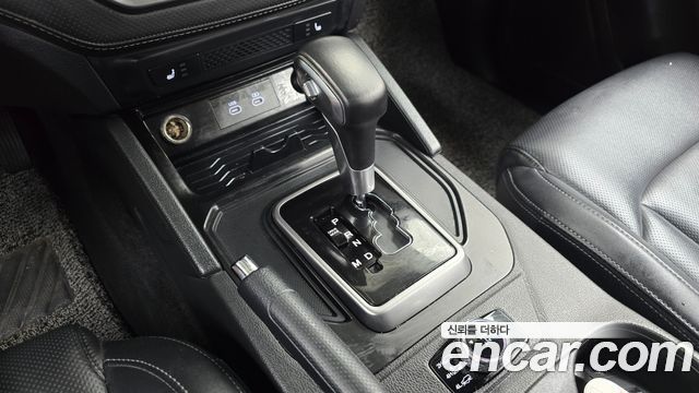 KG Mobility (SsangYong) Rexton Sports Khan Diesel 2.2 4WD Wild 2024 — фото 9