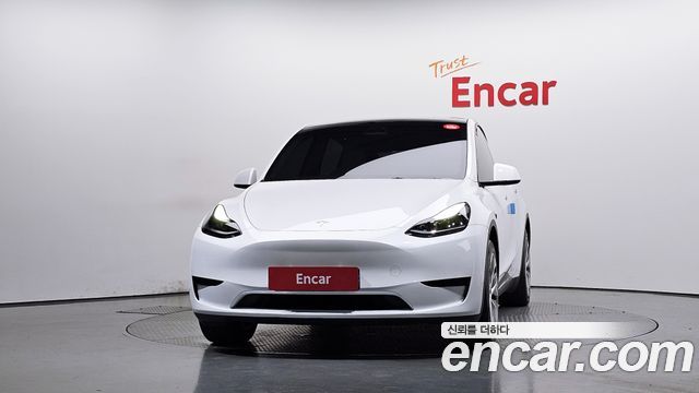 Tesla Model Y RWD 2024 — фото 3