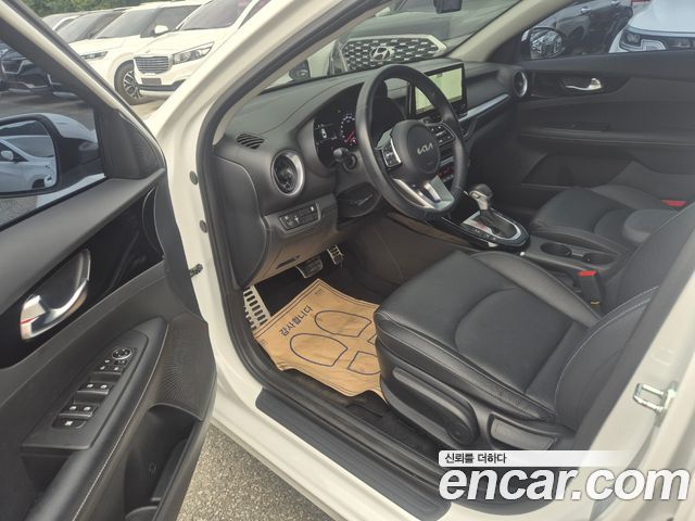 Kia K3 (II) 1.6 Prestige 2024 — фото 7