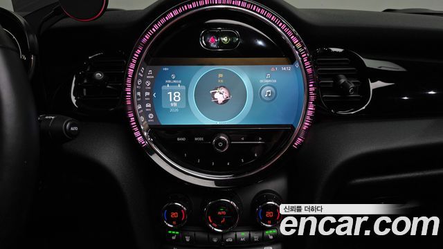 MINI Cooper Convertible Classic Third Generation 2024 — фото 16