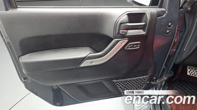 Jeep Wrangler (JK) 3.6 Rubicon 4Door 2016 — фото 24