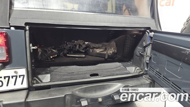 Jeep Wrangler (JK) 3.6 Rubicon 4Door 2016 — фото 32