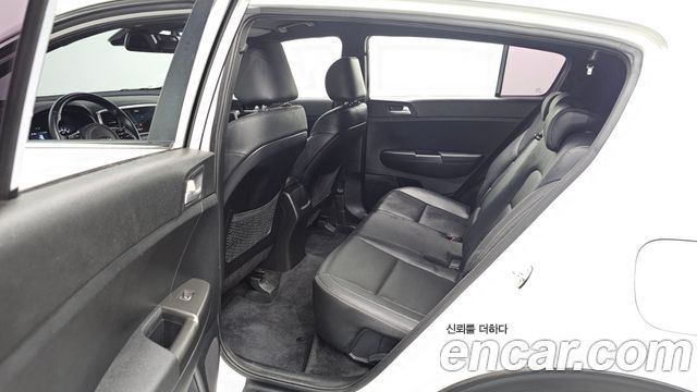 Kia Sportage The Bold Diesel 2.0 2WD Trendy 2020 — фото 12