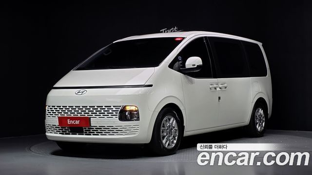 Hyundai Staria L3.5 Tourer 11-Seater Modern 2025 — фото 1