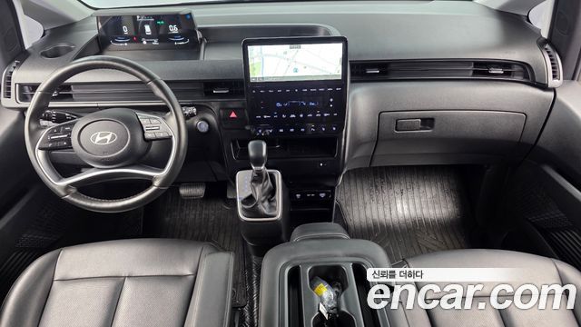 Hyundai Staria L3.5 Tourer 11-Seater Modern 2025 — фото 7
