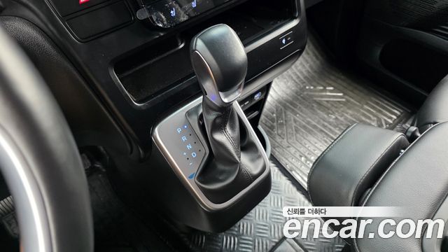 Hyundai Staria L3.5 Tourer 11-Seater Modern 2025 — фото 9