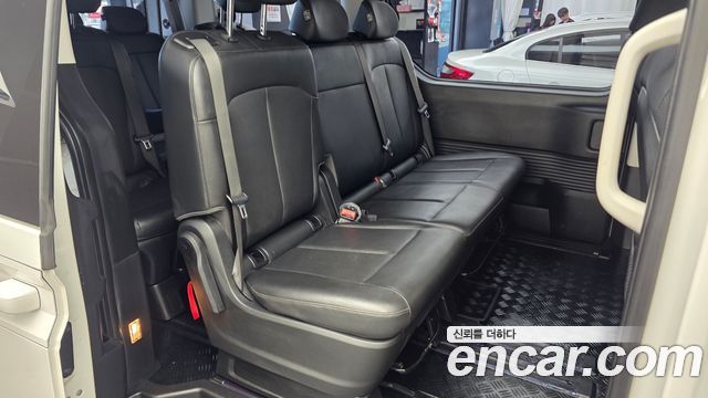 Hyundai Staria L3.5 Tourer 11-Seater Modern 2025 — фото 12
