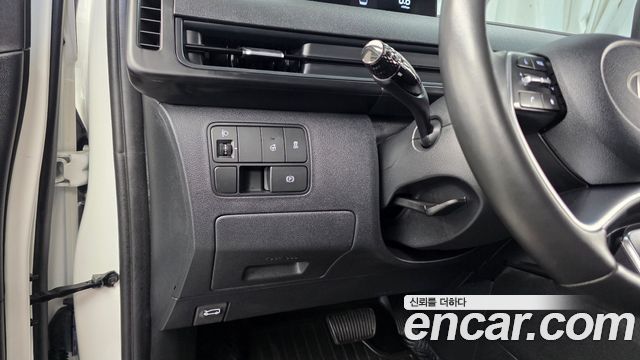 Hyundai Staria L3.5 Tourer 11-Seater Modern 2025 — фото 16