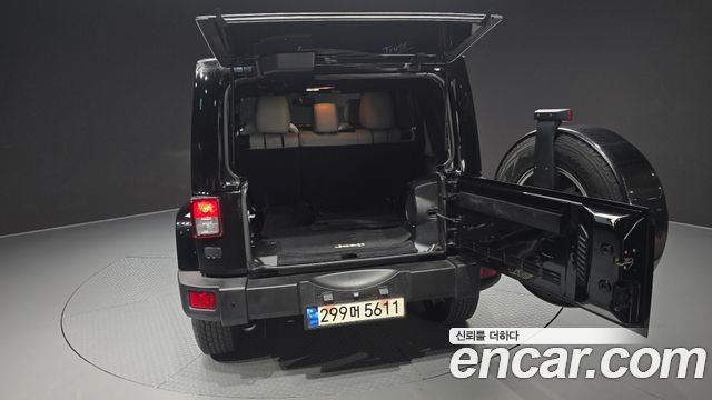 Jeep Wrangler (JK) 2.8 Diesel Sahara 4Door 2014 — фото 30