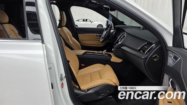 Volvo XC90 (II) B6 Inscription 2022 — фото 11