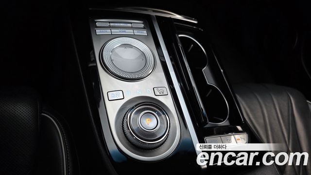Genesis G80 (RG3) Gasoline 2.5 Turbo AWD 2021 — фото 9