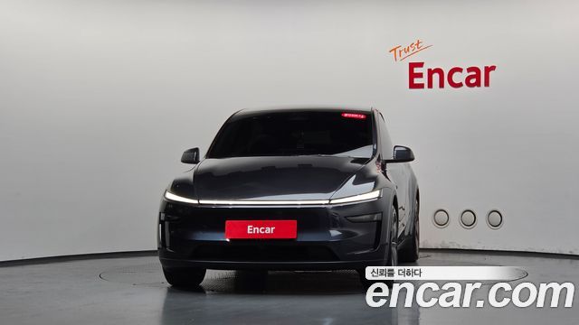 Tesla Model Y RWD 2025 — фото 3