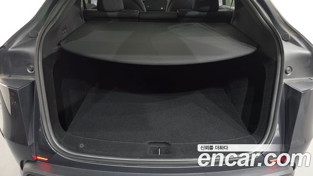 Tesla Model Y RWD 2025 — фото 20