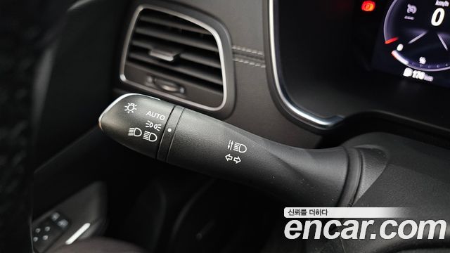 Renault Korea SM6 1.3 TCe LE 2021 — фото 31