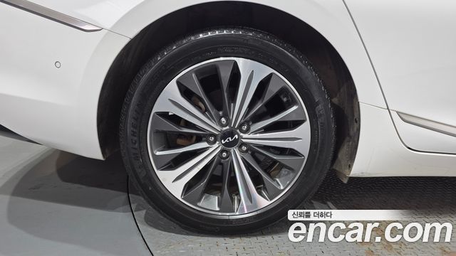Kia K8 Hybrid Signature 2023 — фото 5