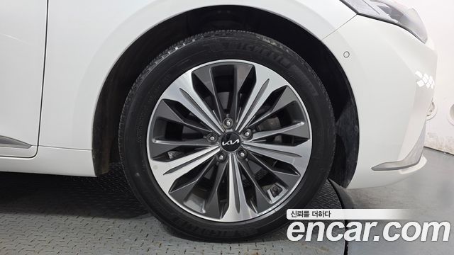 Kia K8 Hybrid Signature 2023 — фото 21