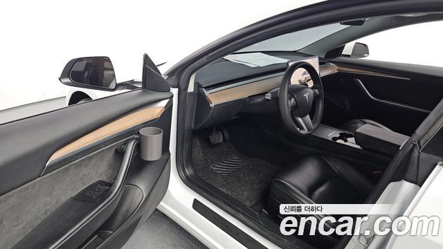 Tesla Model 3 Long Range AWD 2022 — фото 11