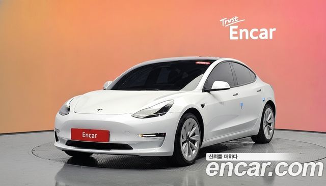 Tesla Model 3 Long Range AWD