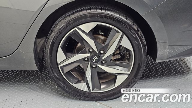 Hyundai Avante (CN7) 1.6 Inspiration 2021 — фото 21