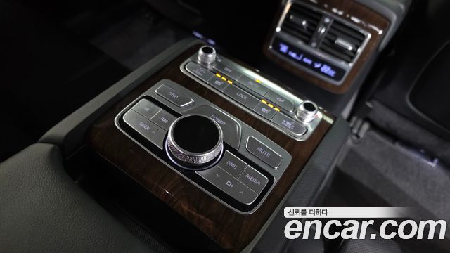 Kia K9 3.8 GDI AWD PlatinumⅠ 2019 — фото 19