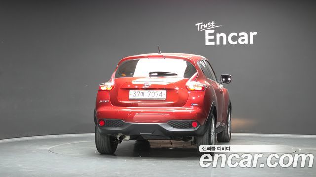 Nissan Juke 1.6 SV F15 2015 — фото 4