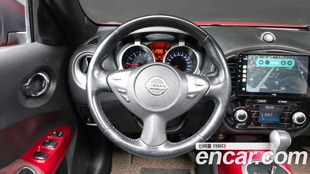 Nissan Juke 1.6 SV F15 2015 — фото 13