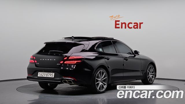 Genesis G70 Shooting Brake Gasoline 2.0T 4WD 2023 — фото 2