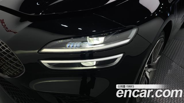 Genesis G70 Shooting Brake Gasoline 2.0T 4WD 2023 — фото 22