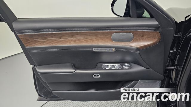 Genesis G90 (RS4) Gasoline 3.5 Turbo AWD 2024 — фото 24