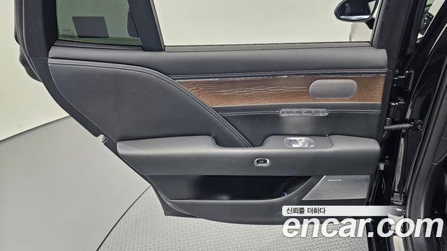 Genesis G90 (RS4) Gasoline 3.5 Turbo AWD 2024 — фото 25